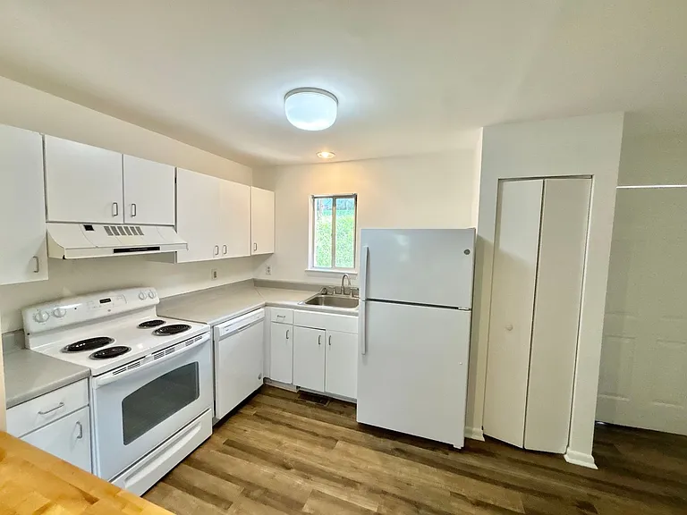 103 Westerly Ave — Photo 18
