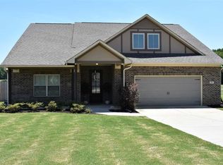 36 Nicole Dr, Decatur, AL 35603