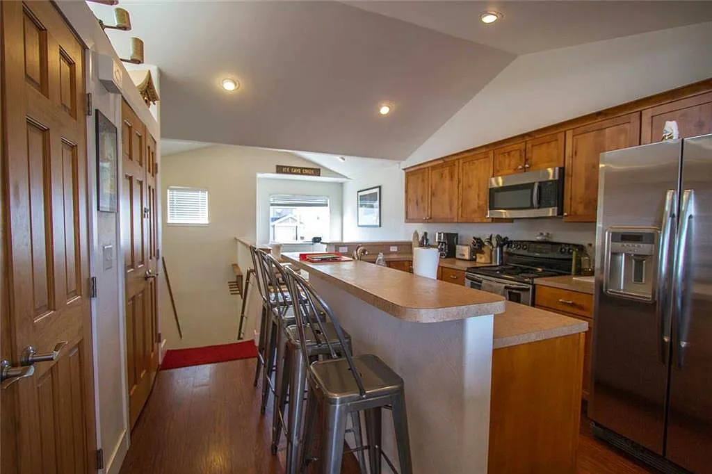 2 bed, 1500 sqft, $2,450 — Photo 4