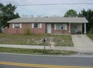 1090 Tivoli Dr, Deltona, FL 32725