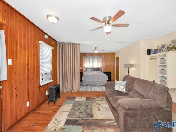 huntsville-alabama-92132369 picture