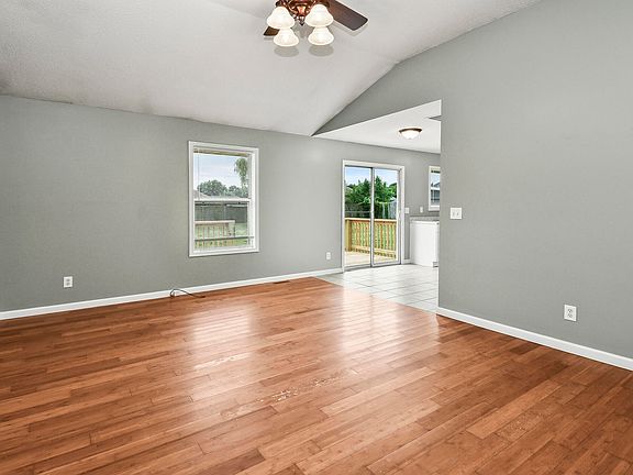 5th image of 1206 W Belwood Court