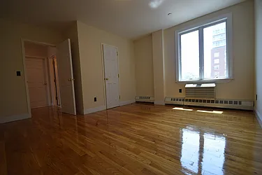 Rented by Urban Realty NYC