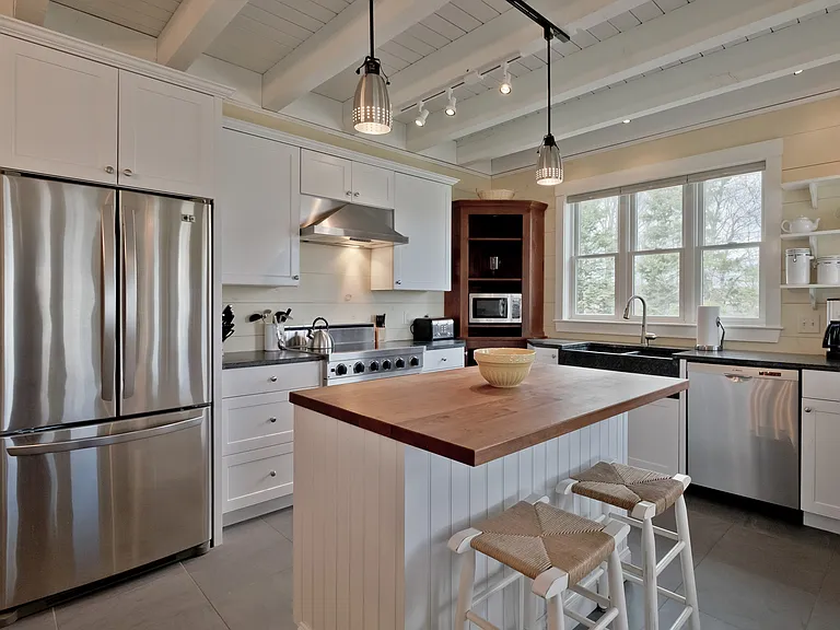 2 Tucker Ln — Photo 16