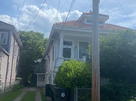 4220 Dumaine St, New Orleans, LA