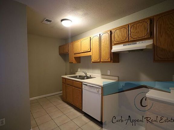 2nd image of 2304 Clark St APT A