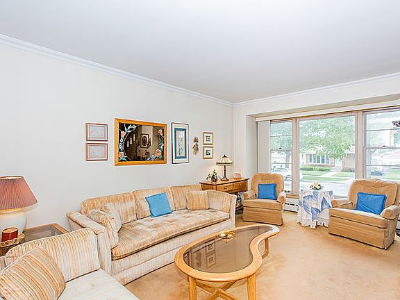 3rd image of 7426 N Olcott Ave