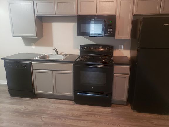 5th image of 7004 Cleveland Ave
