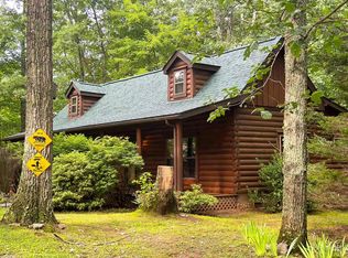 84 Retreat Rd, Hillsville, VA 24343