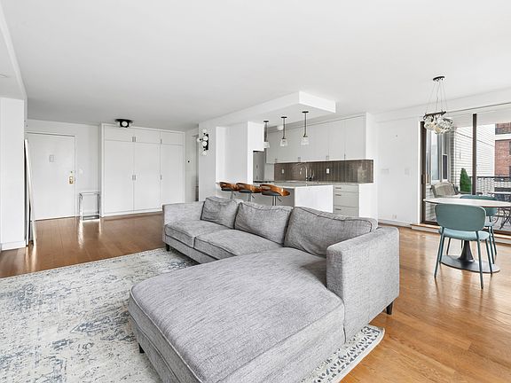 2nd image of 201 E 36th St APT 17C