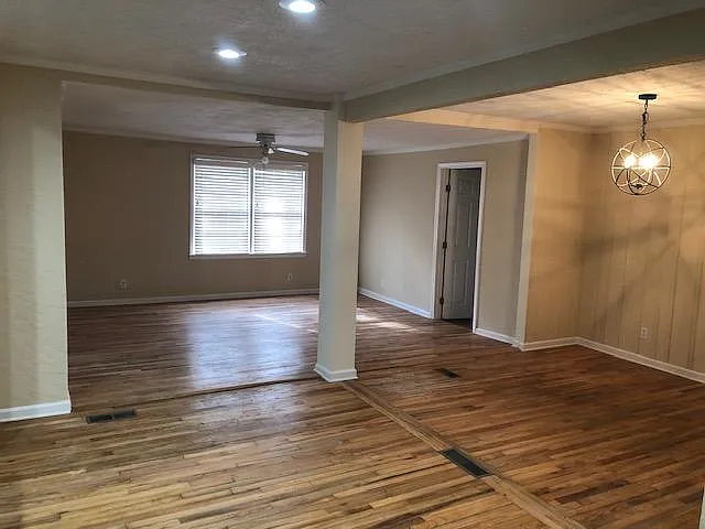 4279 Webb Rd — Photo 10