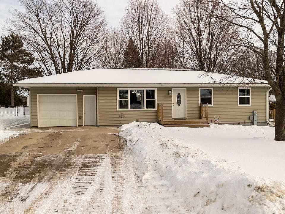 1st image of 227345 RAVEN AVENUE
