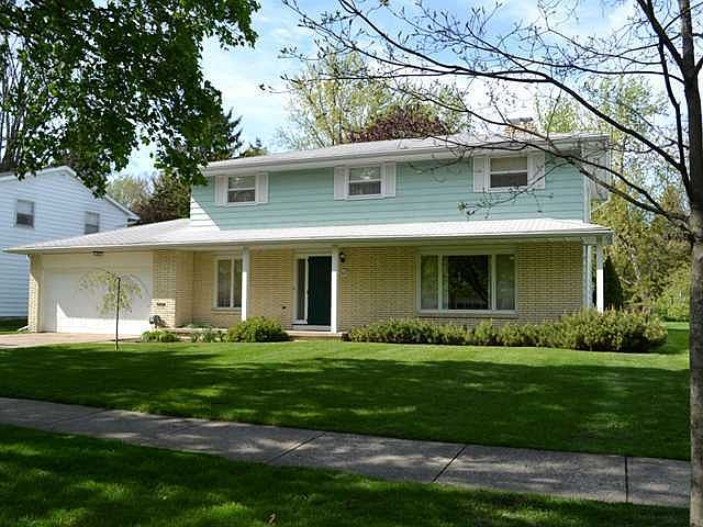 1st image of 1825 E Cahill Dr