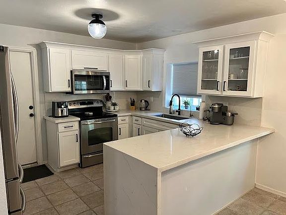 5th image of 2910 E Brookwood Ct