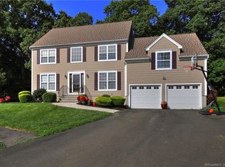 26 General Wooster Rd, Derby, CT 06418