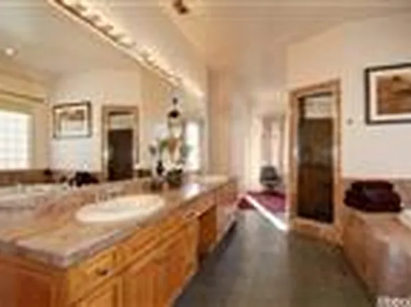 12236 Watersong Ln, Wilton, CA 95693