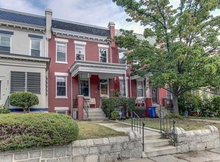 449 Luray Pl NW, Washington, DC 20010