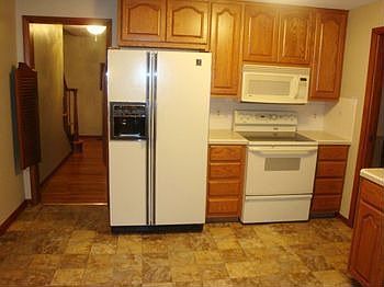 5th image of 5307 Campau Dr