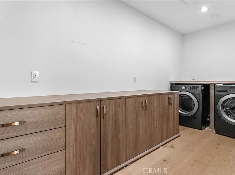 514 W Washington Blvd — Photo 21