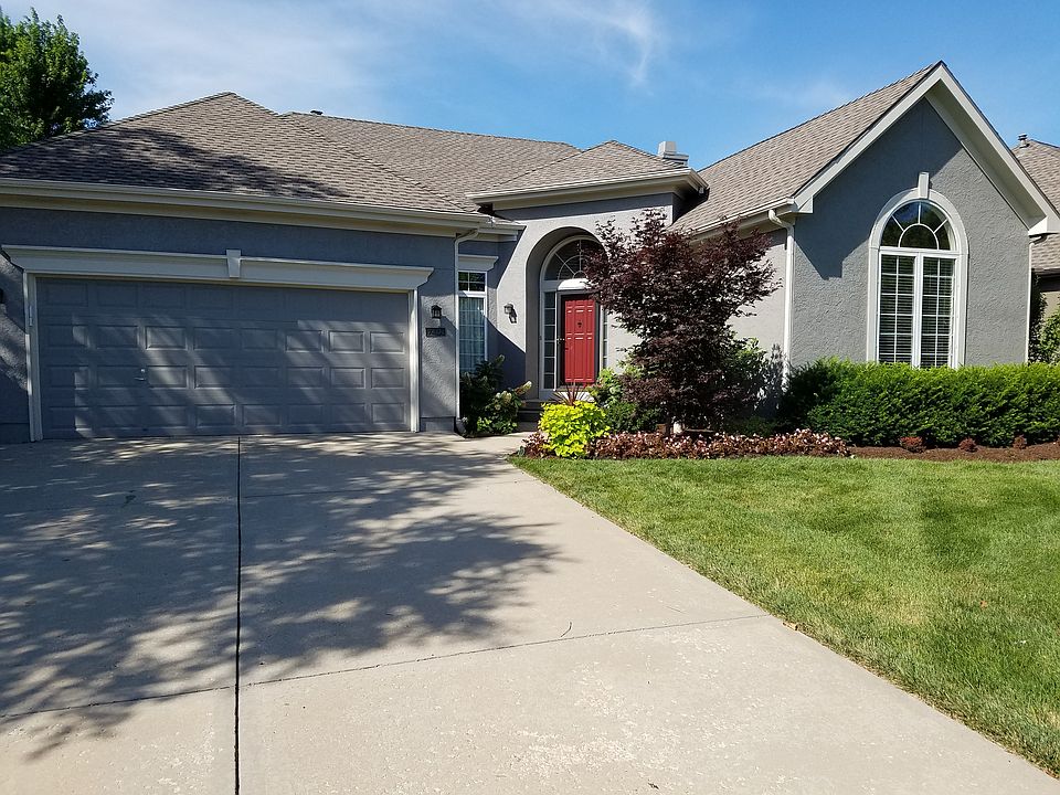 1st image of 7401 W 149th St