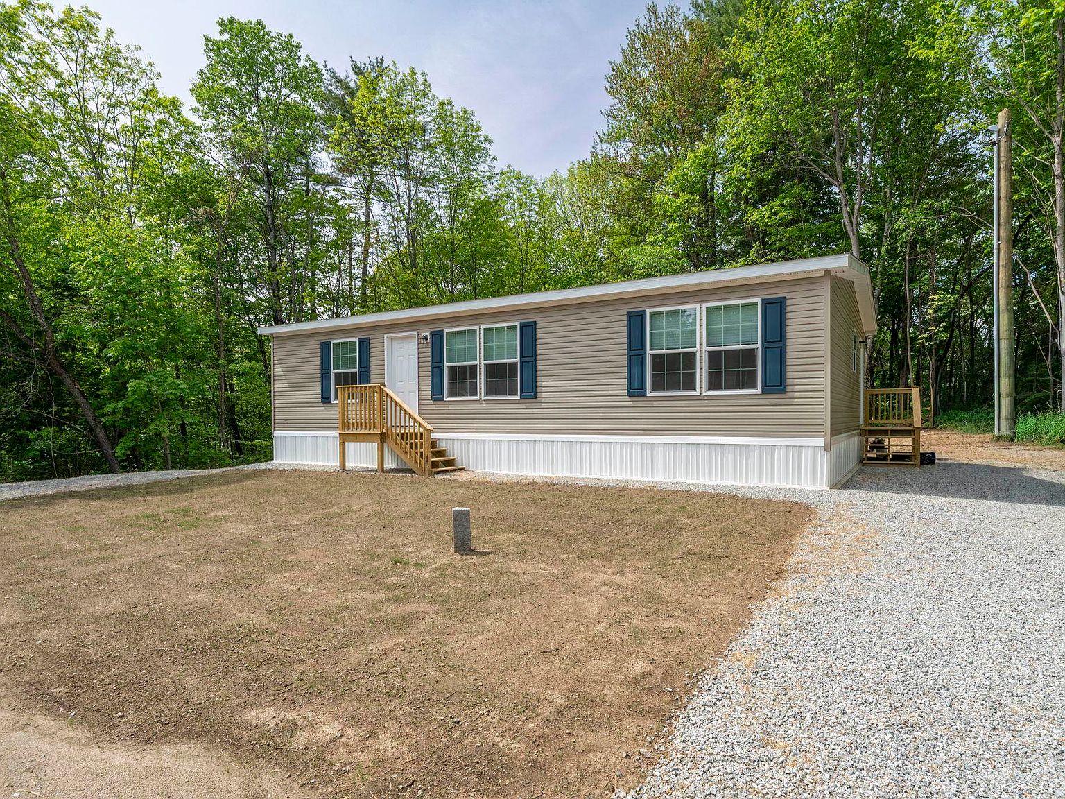 11 Hill Street, Hillsborough, NH 03244 | Zillow