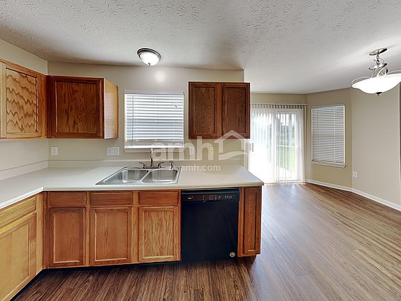 5th image of 5805 W Deerview Bnd