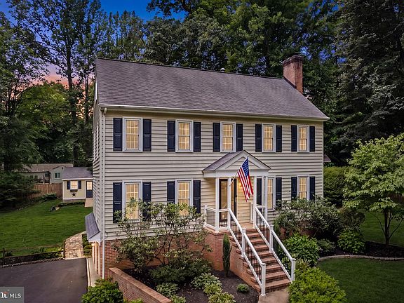 2nd image of 7398 Terranova Dr