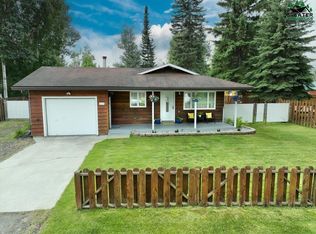 321 Carlton Dr, Fairbanks, AK 99701
