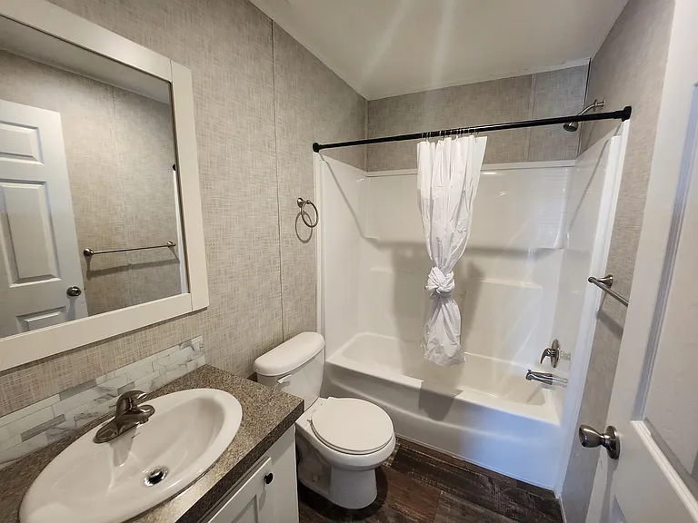 30408 Eastport Dr — Photo 15