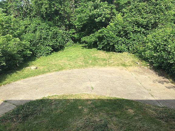 5th image of 649 Ivyhill Dr