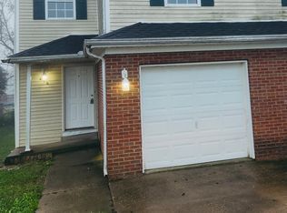 410 Secretariat Dr, Lawrenceburg, KY 40342