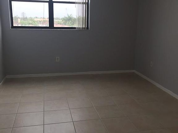 5th image of 10155 NW 9th Street Cir #405