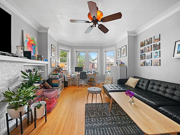 2nd image of 4123 N Francisco Ave #1