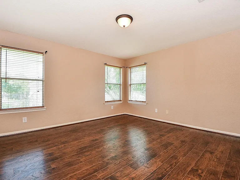 5510 Spring Blossom Ct — Photo 37