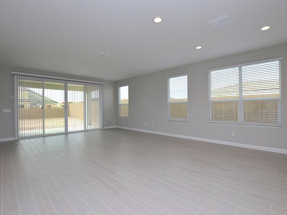 3rd image of 24212 N 21st Pl