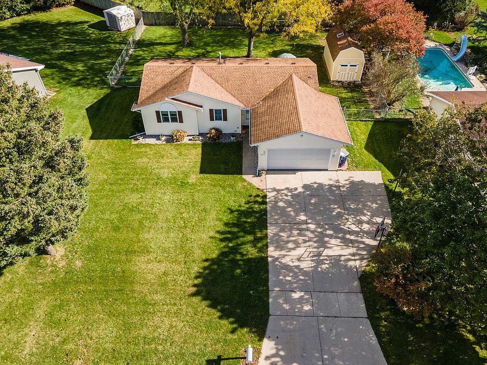 1st image of 2120 Browning Dr