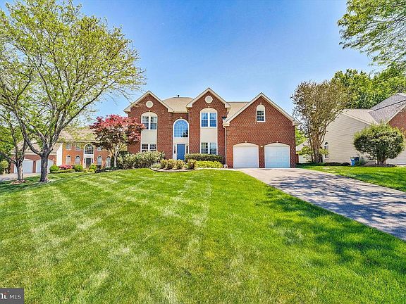 2nd image of 6109 Oakengate Way