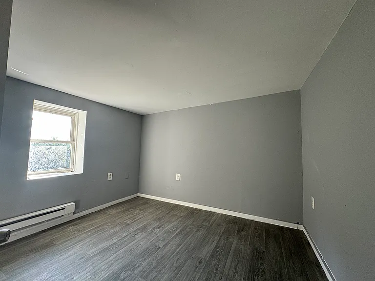 272 N Walnut St #1C — Photo 5
