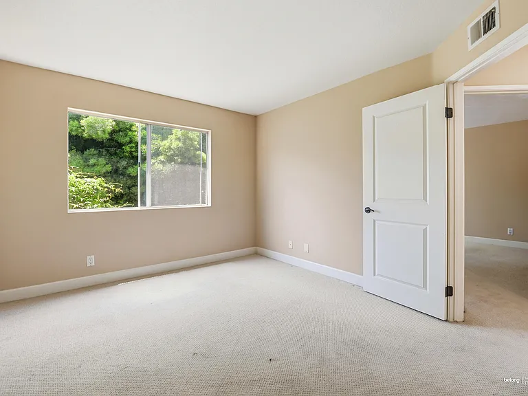 51 Barbados Dr — Photo 13