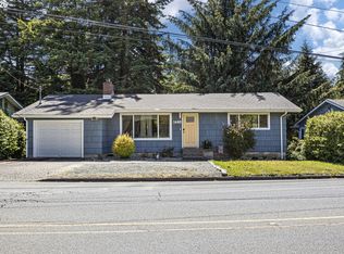 1685 Woodland Dr, Coos Bay, OR 97420
