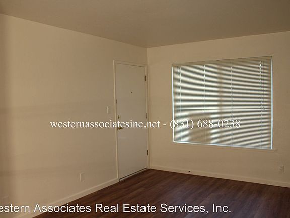 4th image of 530 14th Ave APT A