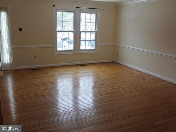 3rd image of 3613 Eagle Rock Ct