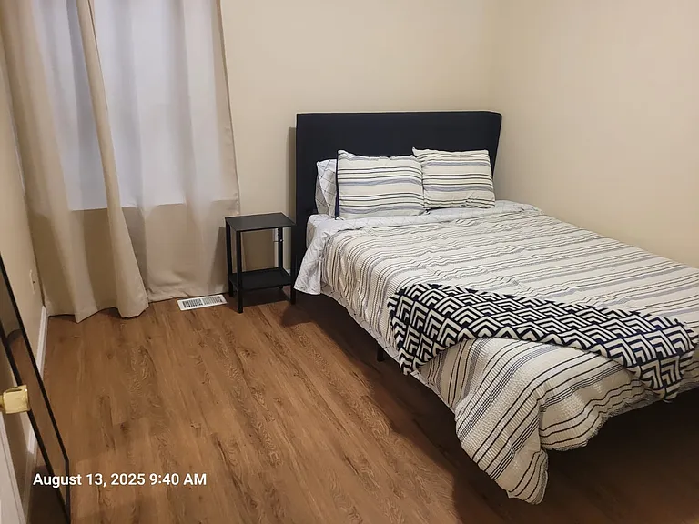 1049 Lafayette St #1 — Photo 5