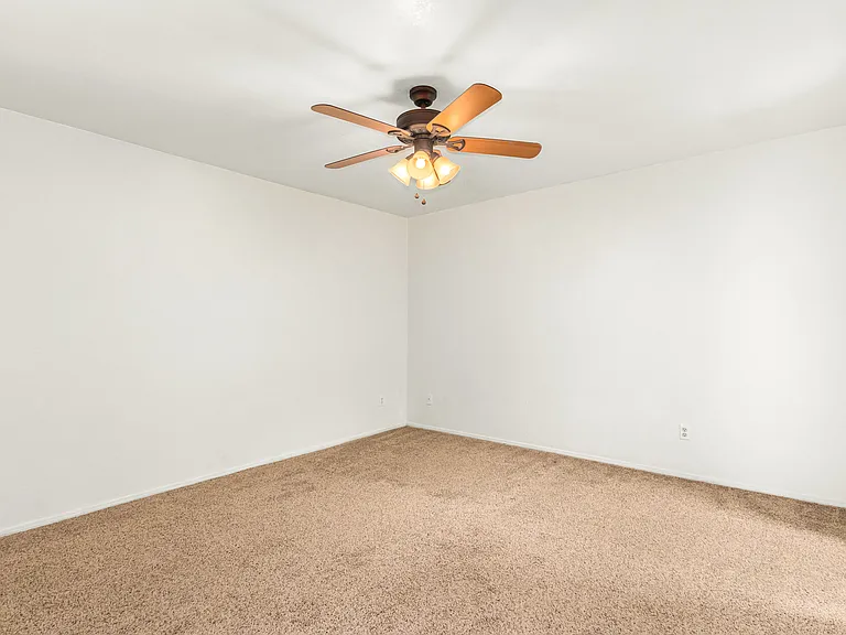 8255 N Oracle Rd #210 — Photo 15