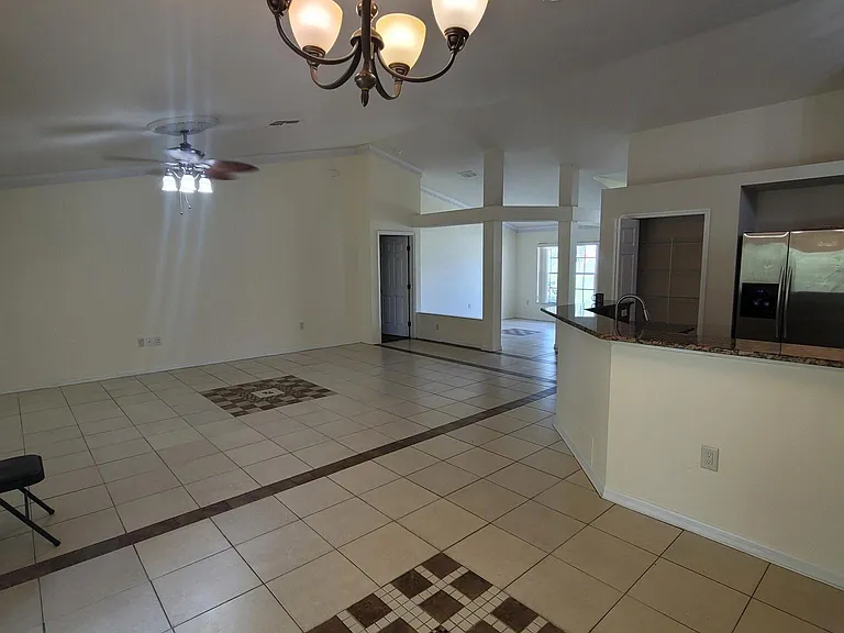 964 W Hemlock Dr — Photo 15