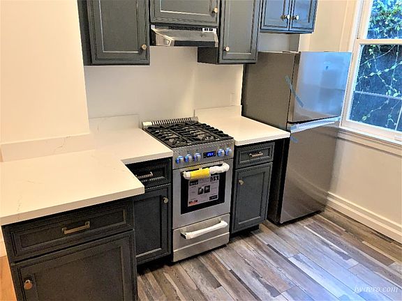 2nd image of 754 Post St Unit 305
