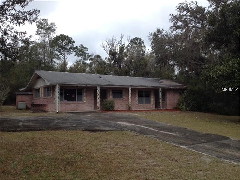 1st image of 673 Lake Dr