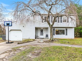 1647 Barrymor Dr, Lakewood, NJ 08701