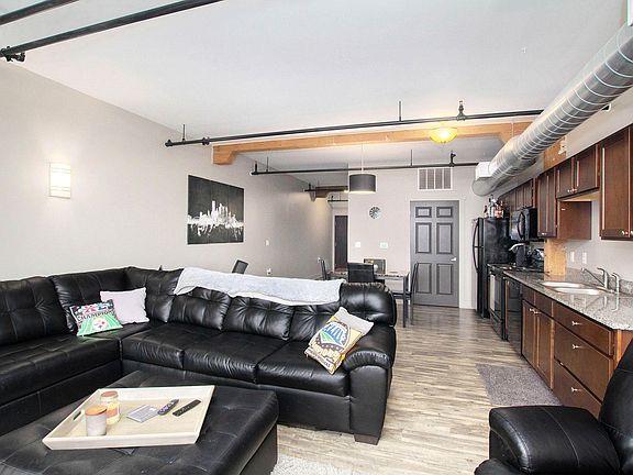 4th image of 600 7th St NW Unit 213