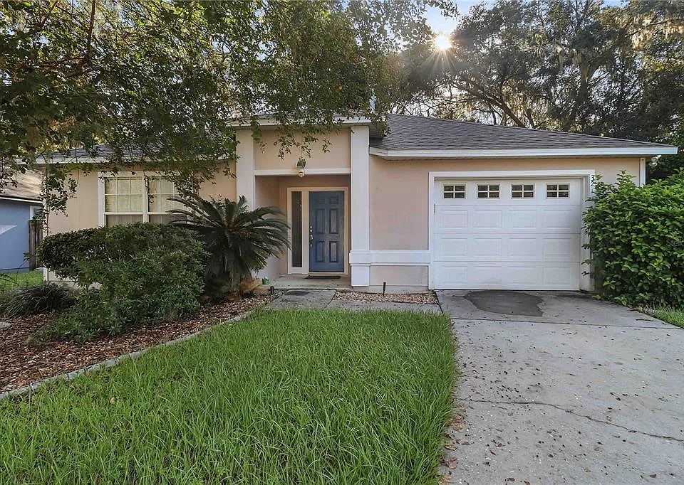 3211 NW 25th Ter